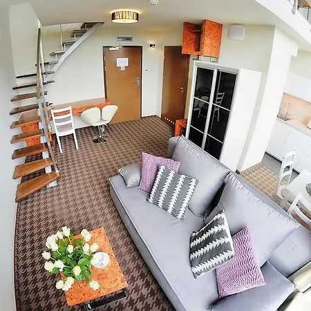 408 W Pieciogwiazdkowym Royal Tulip Plaza 200 M Dobruk Apartmán *