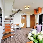 408 W Pieciogwiazdkowym Royal Tulip Plaza 200 M Dobruk Appartamento *